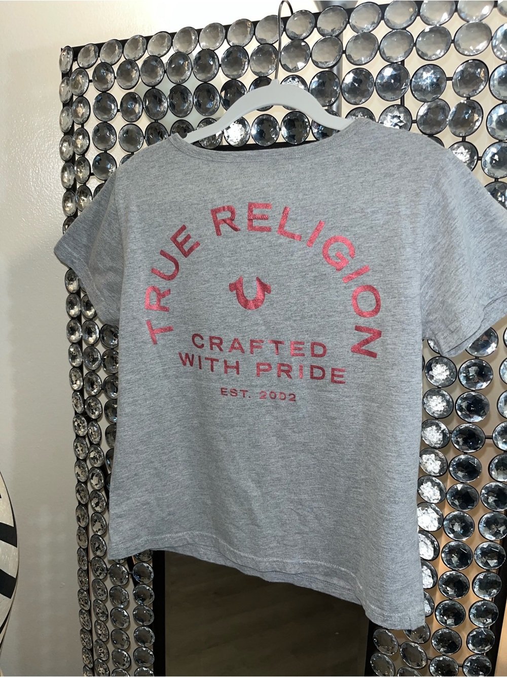 Women’s Grey/ Pink Tru Religion T-shirt Size M